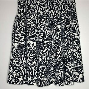 ADRIENNE VITTADINI Ponte Knit Pull-On Black & White Skirt Size L